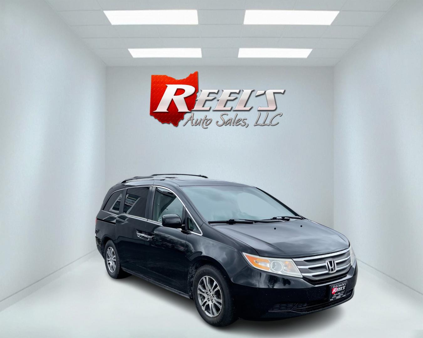 2013 Black /Gray Honda Odyssey EX-L W/ RES (5FNRL5H64DB) with an 3.5L V6 SOHC 24V engine, 5-Speed Automatic transmission, located at 11115 Chardon Rd. , Chardon, OH, 44024, (440) 214-9705, 41.580246, -81.241943 - Photo#2